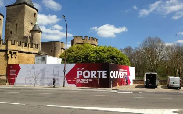 Habillage de palissade de chantier