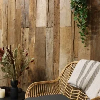 Habillage mural en bois au Maroc